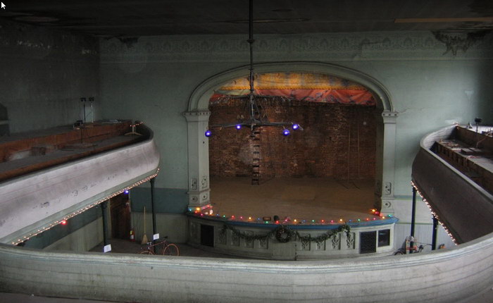 Howell Opera House - Recent Photos From The Web (newer photo)